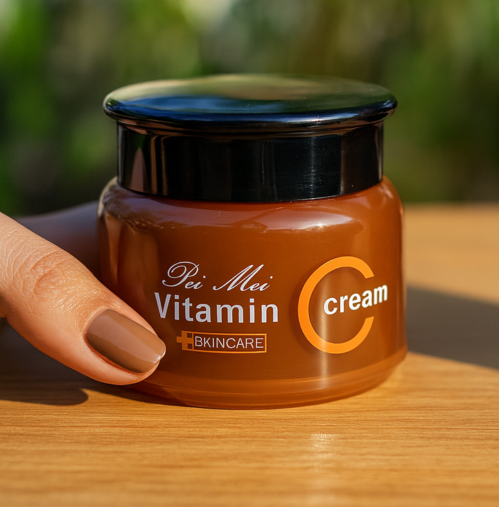 Lightweight daily use face cream with Vitamin C